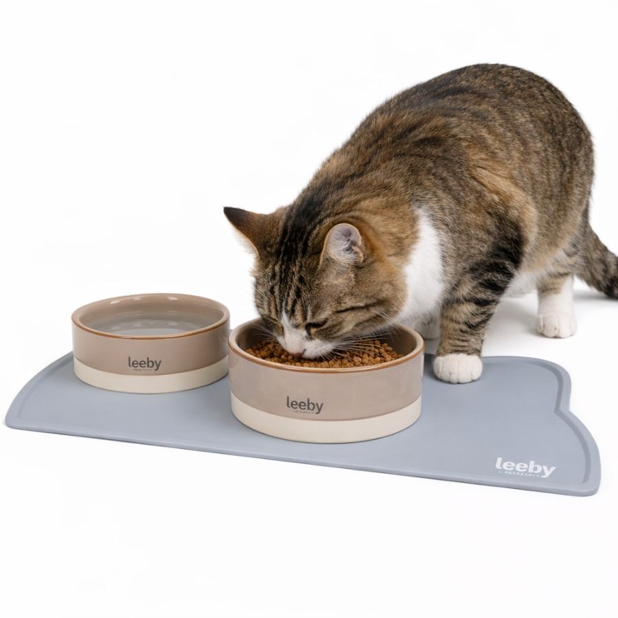 Leeby alfombrilla para mascotas para comederos en forma de gato color gris, , large image number null